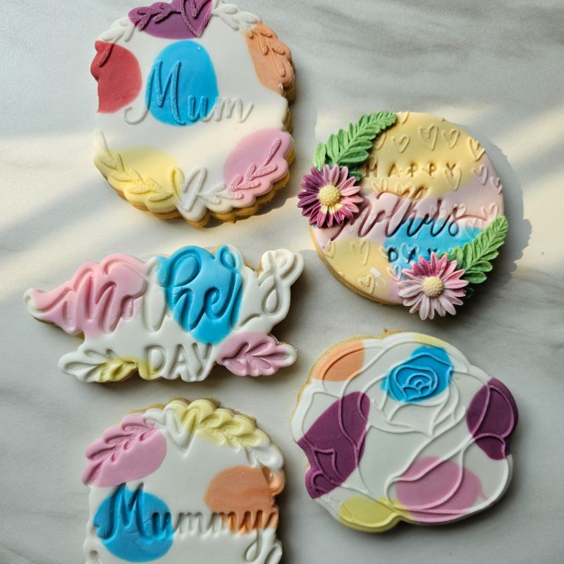 Mother's Day With Leaves Cookie Cutter and Stamp