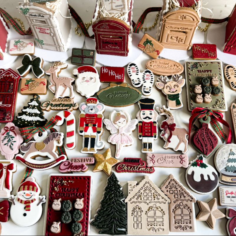 ChellBells Cakes Christmas Bow Plaque 3D Cookie Stamp and Cutter