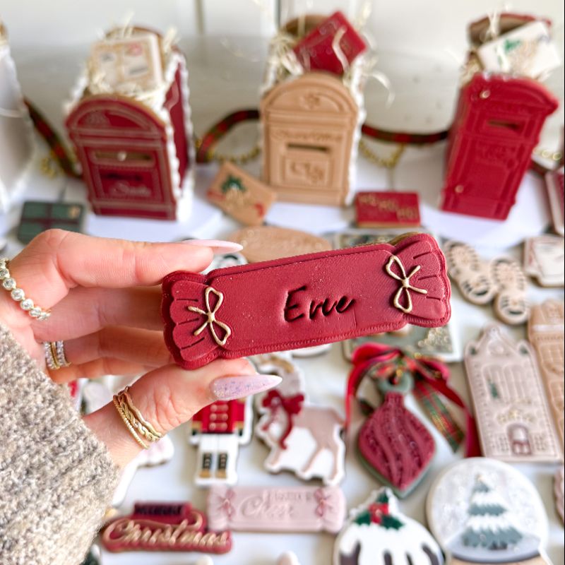 Cracker Christmas 3D Cookie Stamp and Cutter - suitable for two tone effect