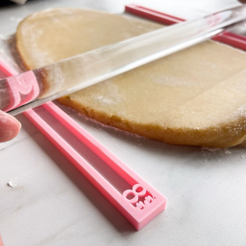 Puzzle Style Fondant and Dough Thickness Guides