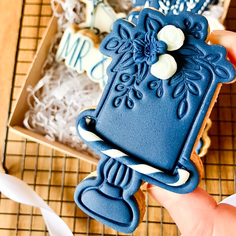 Wedding Cake with Flowers Cookie Cutter and Stamp