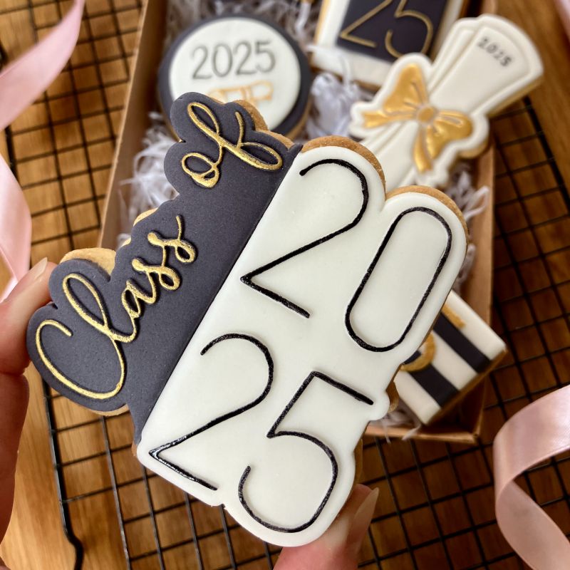 Class of 2025 Graduation Cookie Cutter and Embosser