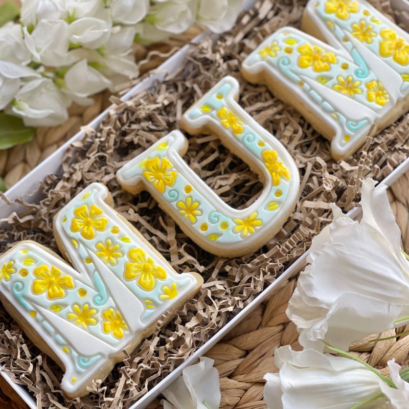 Large Floral MUM Mother's Day Cookie Cutter and Stamp