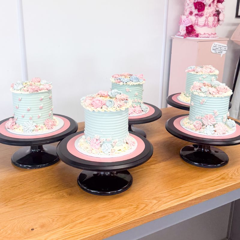 Style 2 Metal Double Edged Cake Scraper