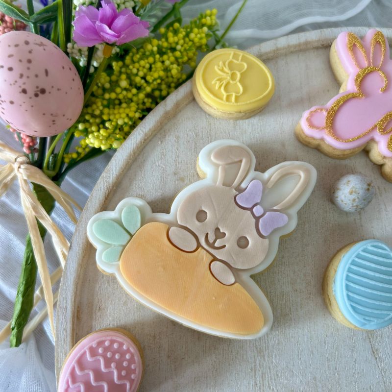 Easter Rabbit with Carrot Cookie Cutter and Stamp