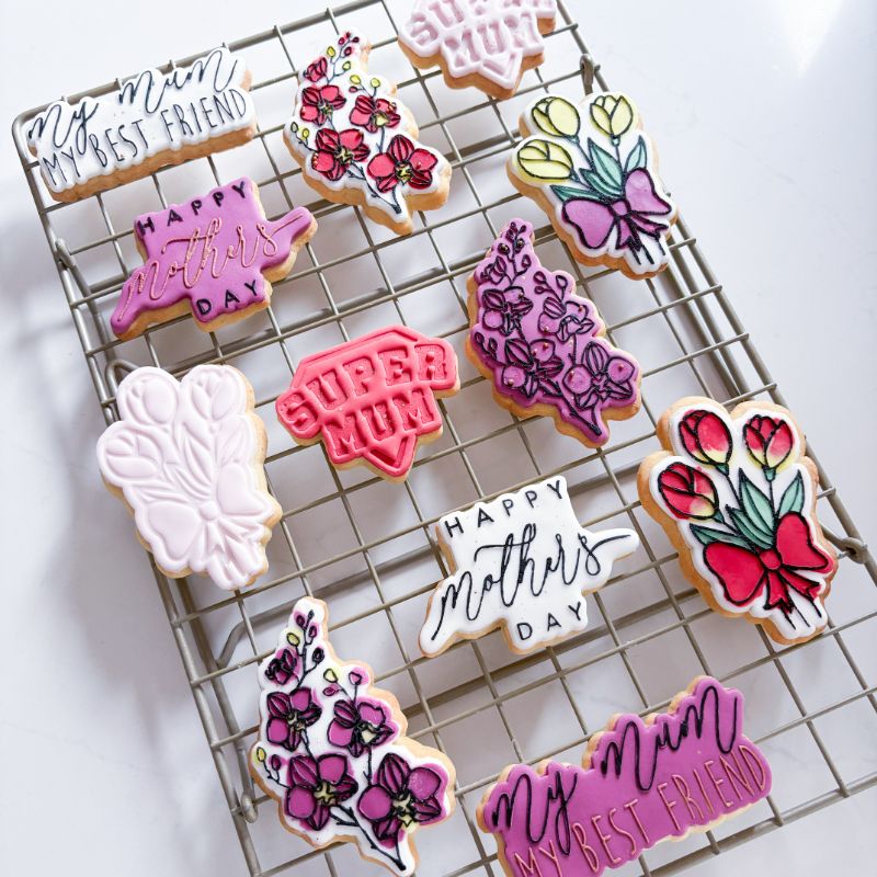 Bouquet of Flowers Mother's Day Cookie Cutter and Embosser