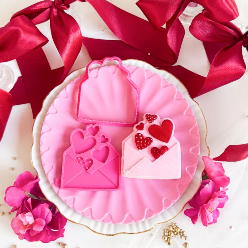 Envelope of Hearts 3D Cookie Stamp and Cutter - suitable for two tone effect