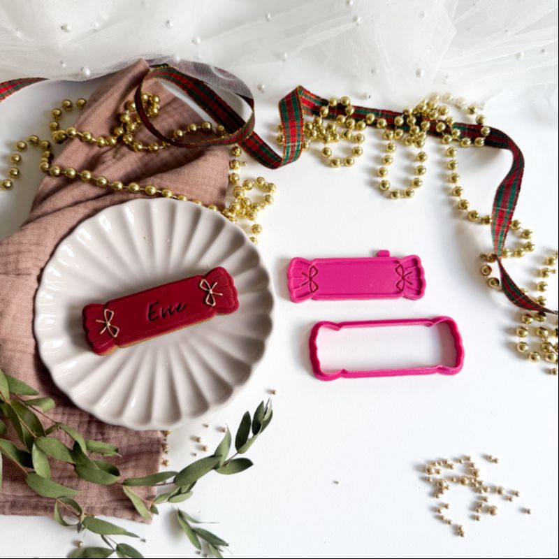 Cracker Christmas 3D Cookie Stamp and Cutter