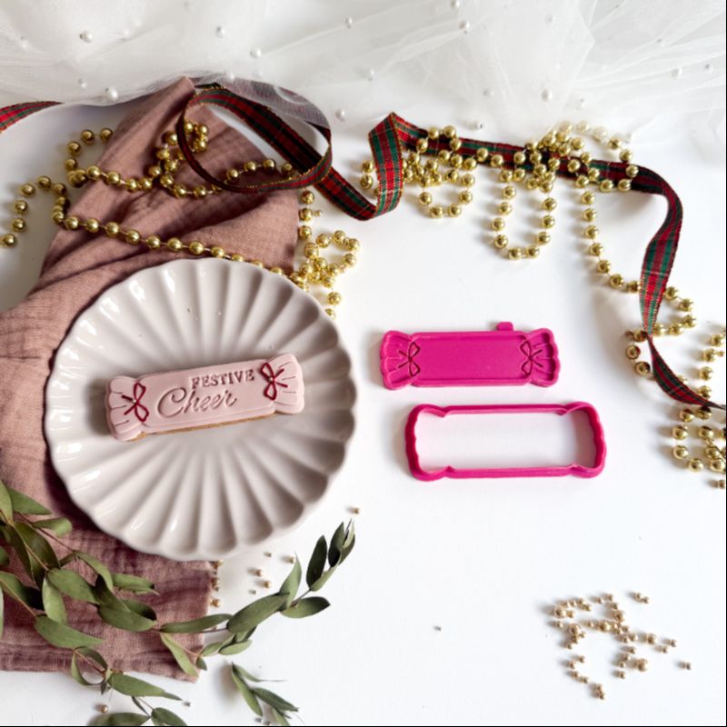 Cracker Christmas 3D Cookie Stamp and Cutter