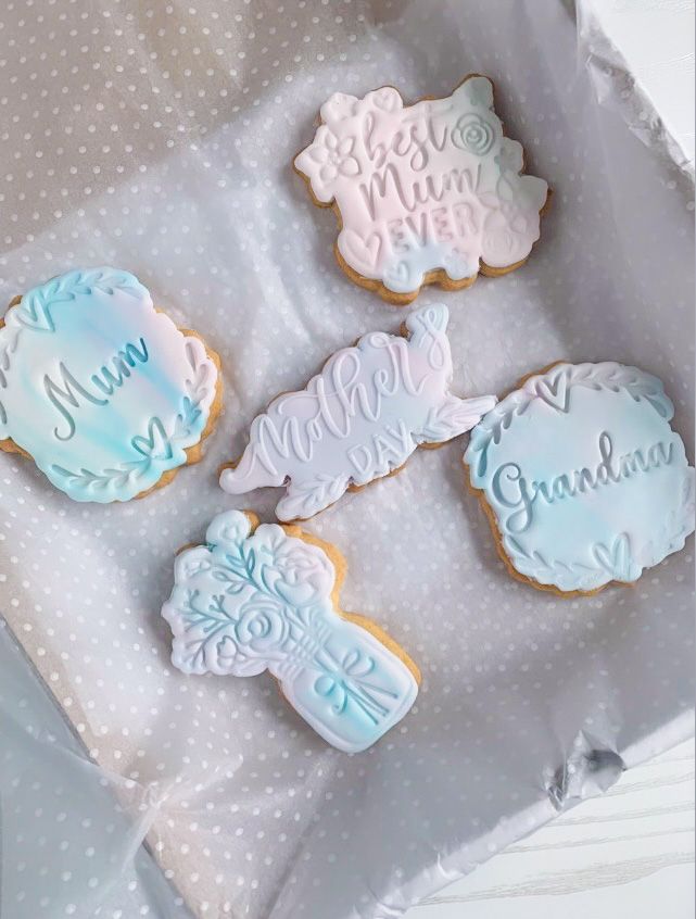 Grandma With Heart and Vine Border Mother's Day Cookie Cutter and Stamp