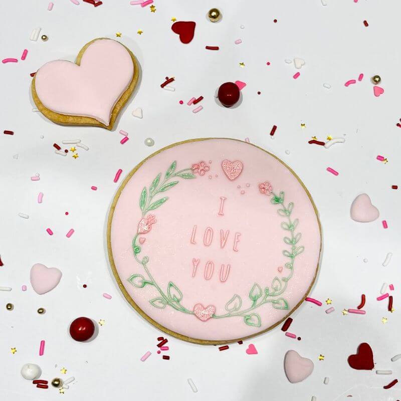 I Love You in Floral Heart Circle Valentine's Cookie Cutter and Embosser