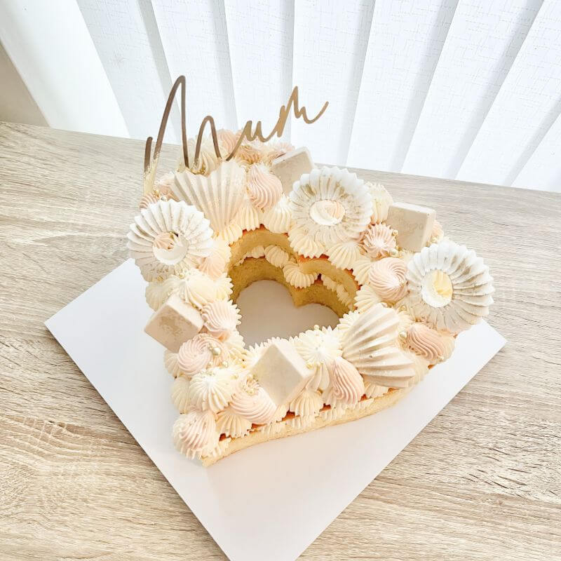 Acrylic Cake Shape Heart Wreath - Baking Template