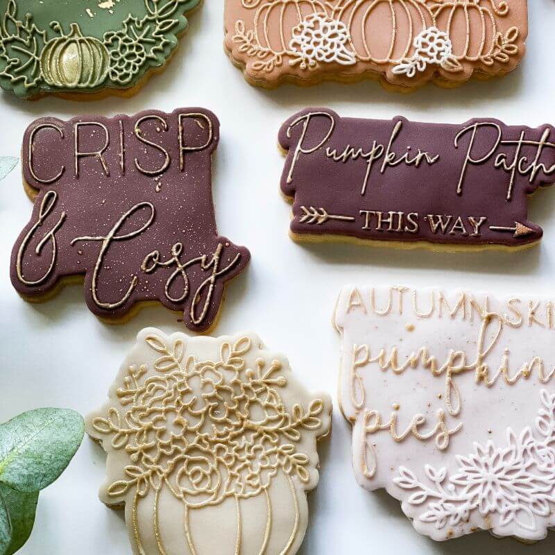 Crisp & Cosy Halloween Cookie Cutter and Embosser