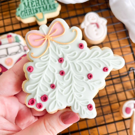 Hanging Mistletoe Christmas Cookie Cutter and Embosser