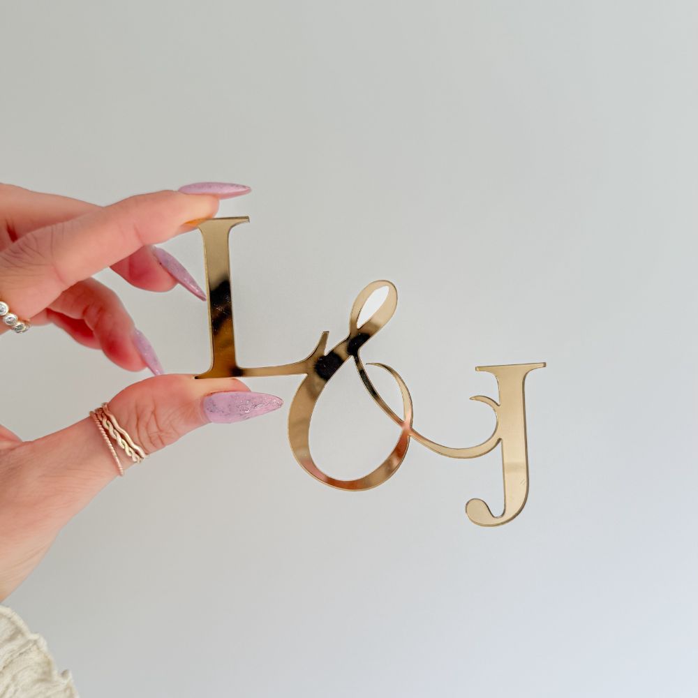 Personalised Initial Cake Topper – Elegant Monogram Letters for Weddings & Celebrations