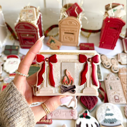 Festive Fireplace with Bows 3D Cookie Stamp and Cutter - suitable for two tone effect