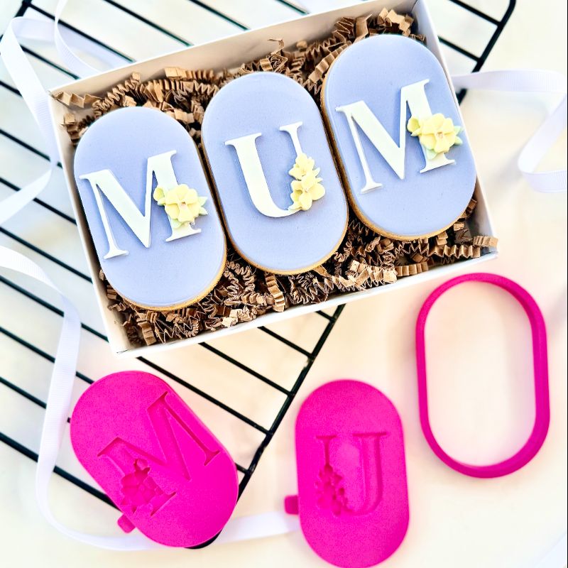 MUM Floral Oval 3D Cookie Stamp and Cutter Set- suitable for two tone effect