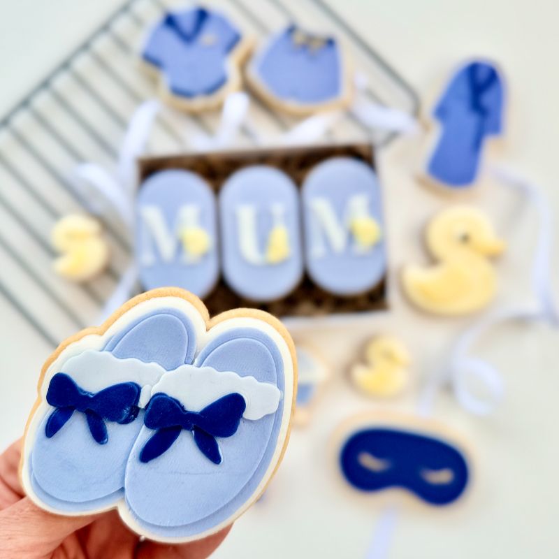 Slippers Spa 3D Cookie Stamp and Cutter - suitable for two tone effect