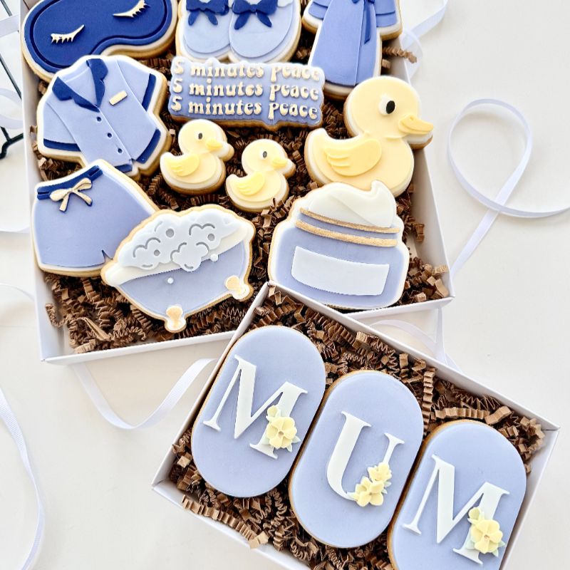MUM Floral Oval 3D Cookie Stamp and Cutter Set- suitable for two tone effect