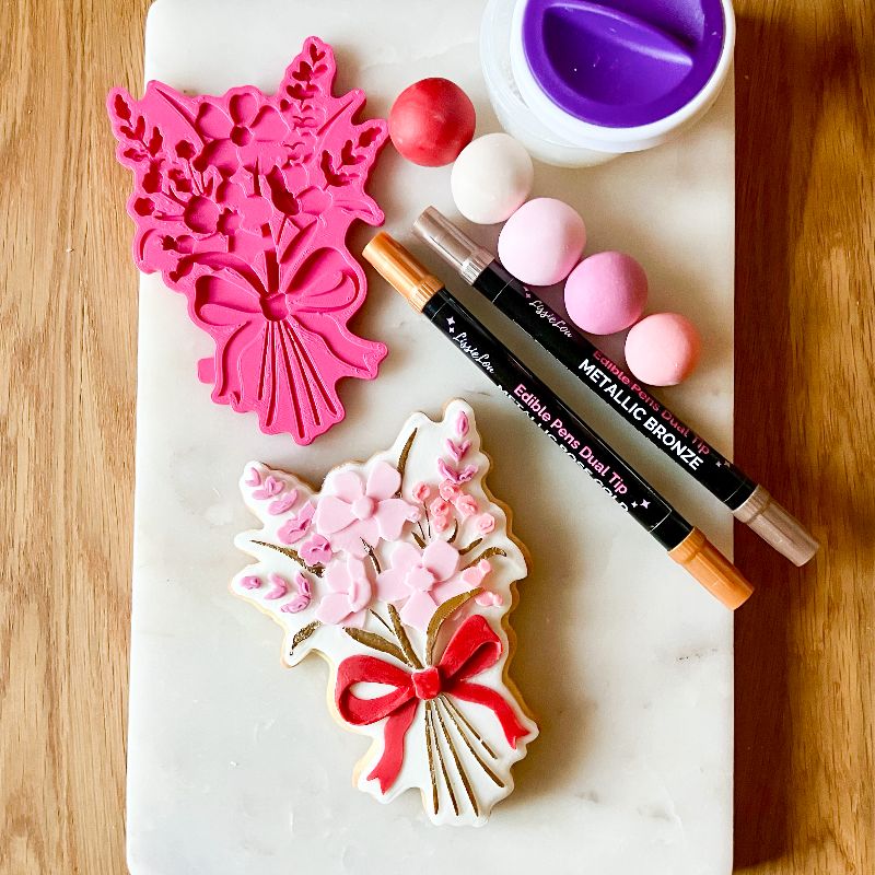 Pretty Posy of Flowers 3D Cookie Stamp and Cutter - suitable for two tone effect