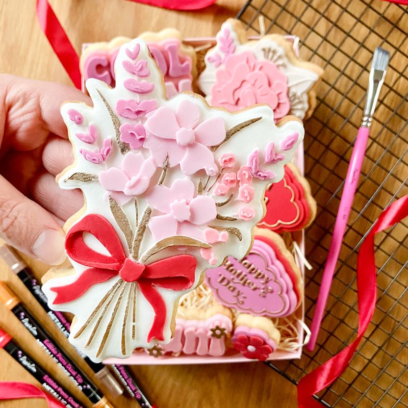 Pretty Posy of Flowers 3D Cookie Stamp and Cutter - suitable for two tone effect
