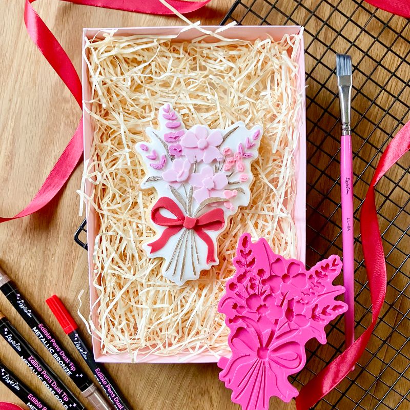 Pretty Posy of Flowers 3D Cookie Stamp and Cutter - suitable for two tone effect