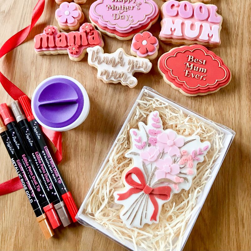 Pretty Posy of Flowers 3D Cookie Stamp and Cutter - suitable for two tone effect