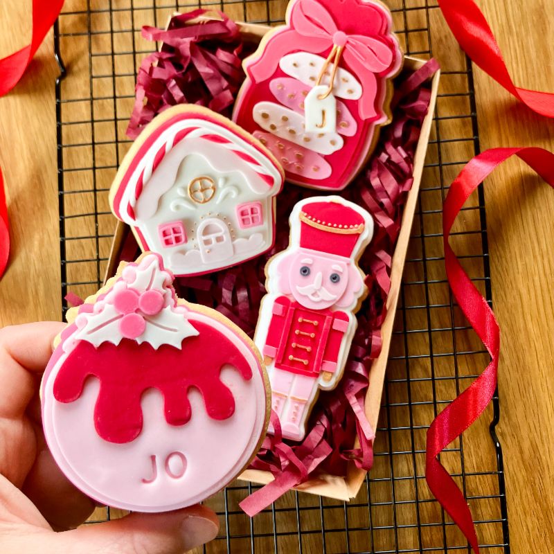 Christmas Pudding 3D Cookie Stamp and Cutter - suitable for two tone effect