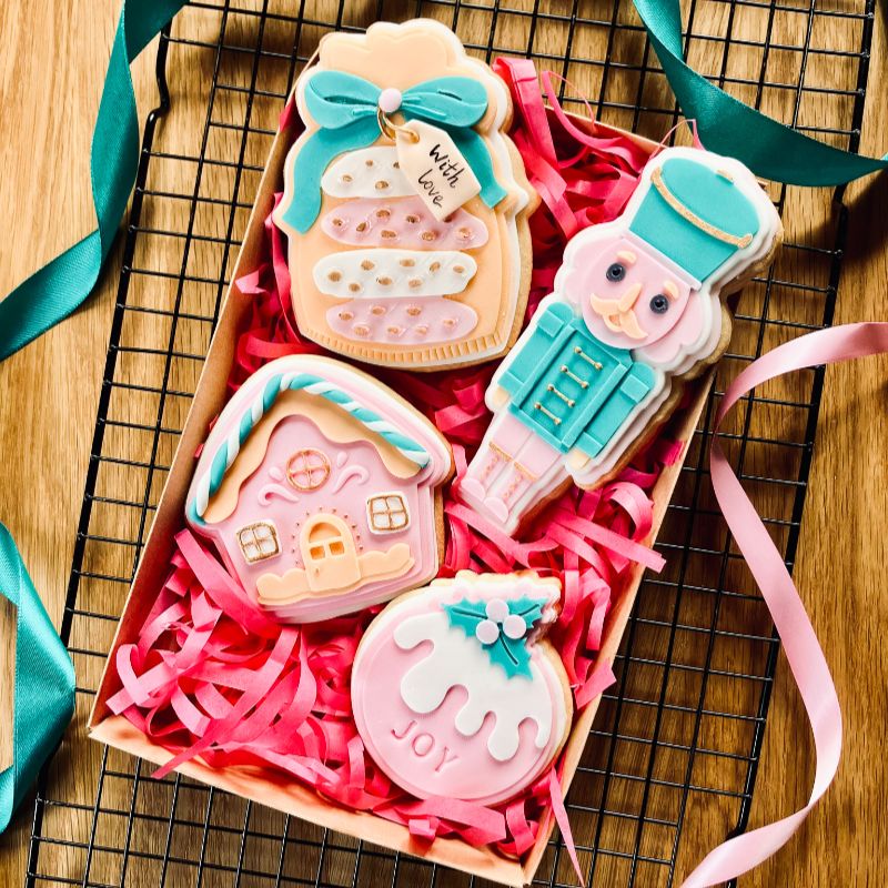 3D Cookie Stamp and Cutter - suitable for two tone effect