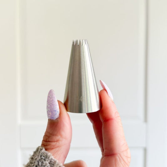 LissieLou 348 Leaf Piping Nozzle – Effortless Leaves, Ruffles & Foliage