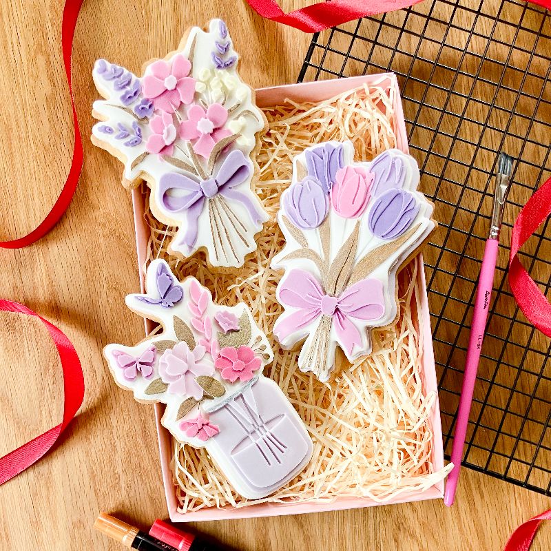 Tulip Bouquet with Bow Large 3D Cookie Stamp and Cutter - suitable for two tone effect