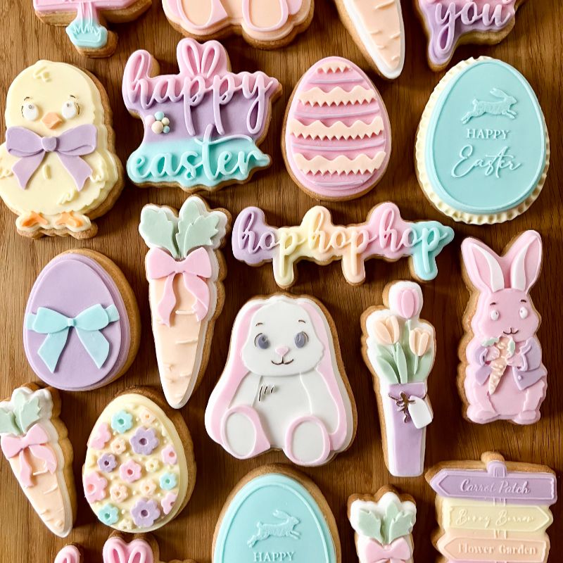 Easter Rabbit with Carrot 3D Cookie Stamp and Cutter - suitable for two tone effect