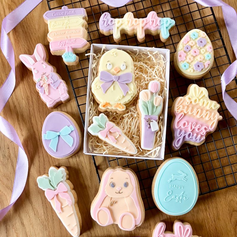 Happy Easter with Floppy Ears 3D Cookie Stamp and Cutter - suitable for two tone effect