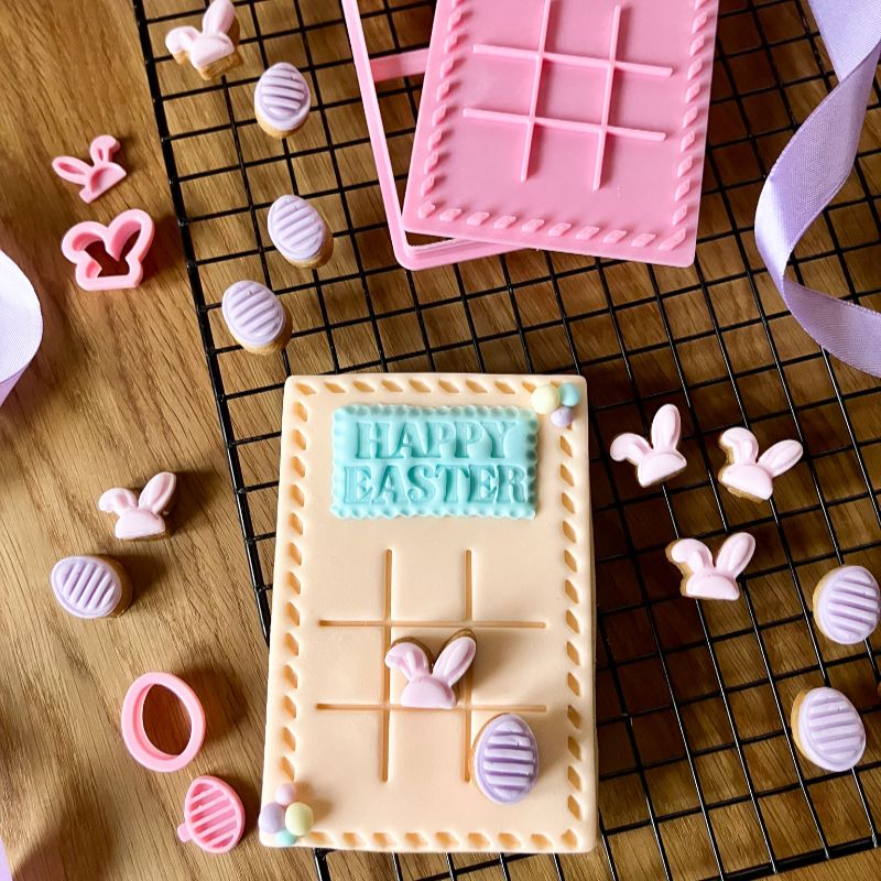 Noughts and Crosses Easter Tic Tac Toe Set Cookie Cutter and Stamp