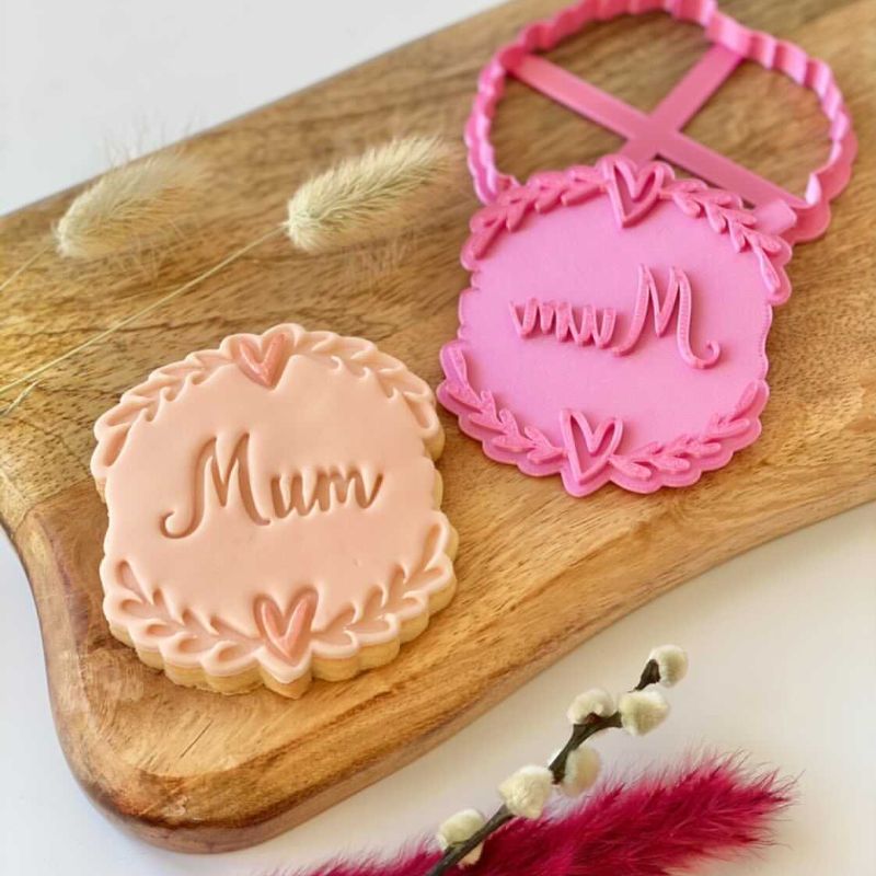 Mum with Heart and Vine Border Mother's Day Cookie Cutter and Stamp