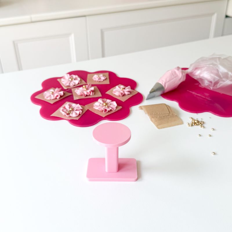 Buttercream Flower Pedestal and Holder