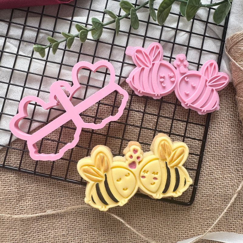 Two Bees In Love Valentine's Cookie Cutter and Stamp