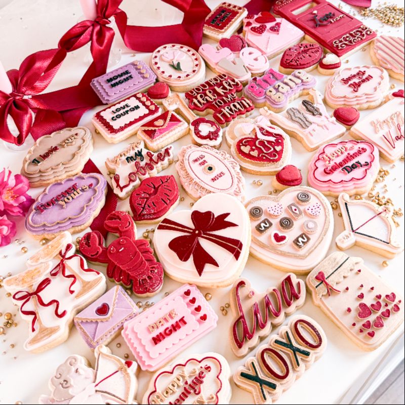 Box of Chocolates Valentine's 3D Cookie Stamp and Cutter - suitable for two tone effect
