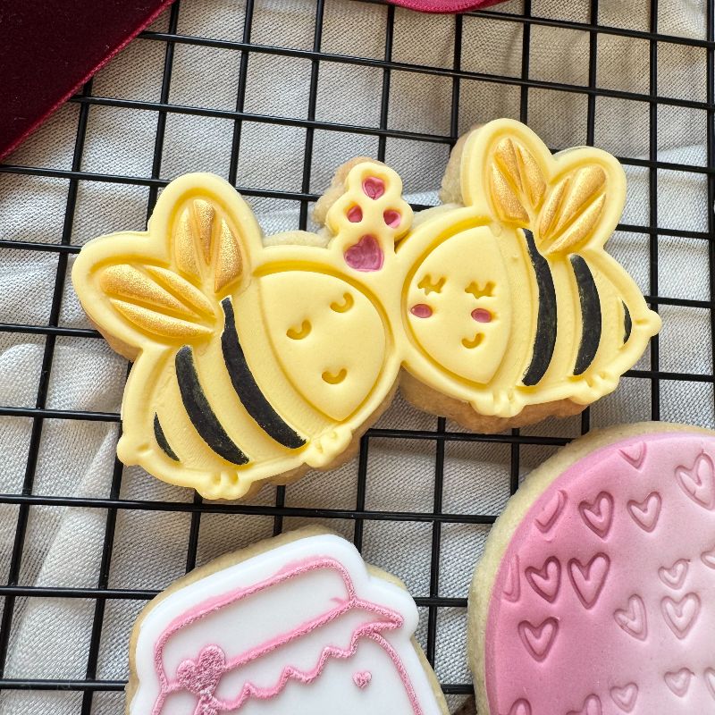 Two Bees In Love Valentine's Cookie Cutter and Stamp