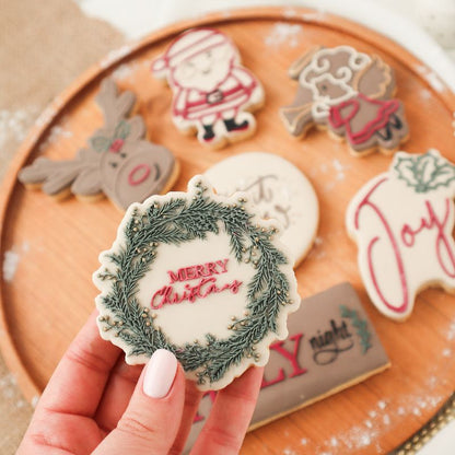 Delicate Merry Christmas with Wreath Cookie Cutter and Embosser