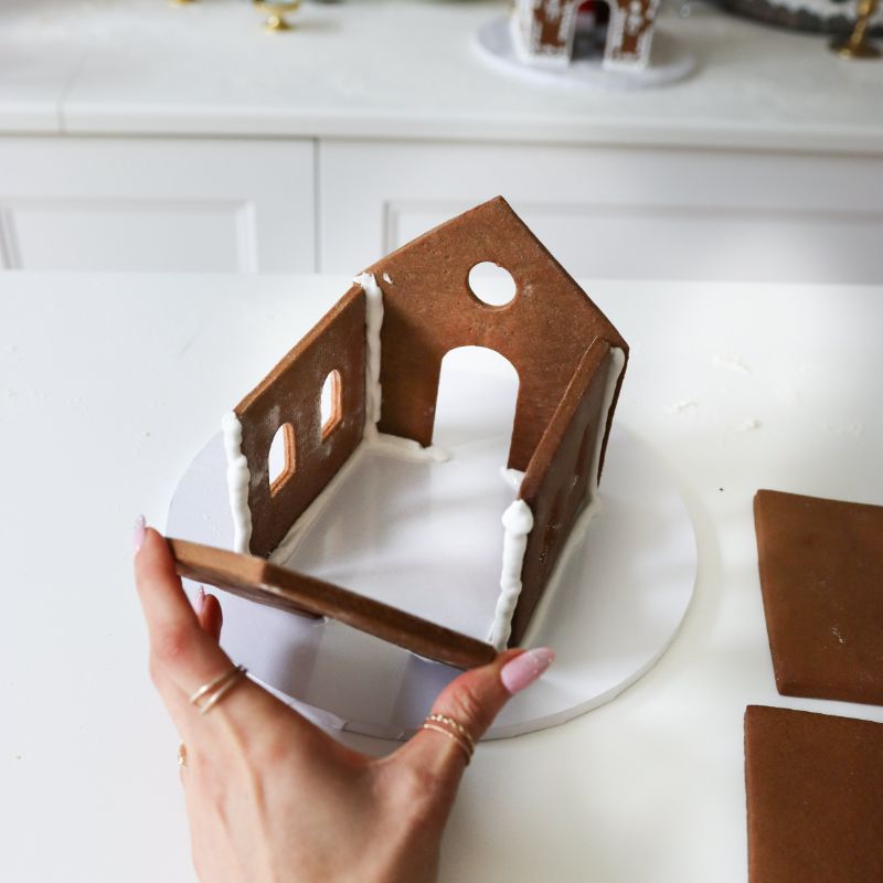 Make Your Own Deluxe Gingerbread House Biscuit Baking and Decorating Kit