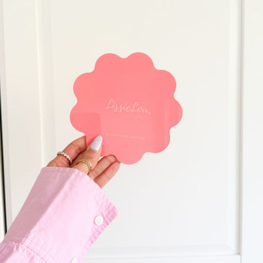 Gentle Scallop Cake Shape – Reusable Template for Perfectly Shaped Cakes
