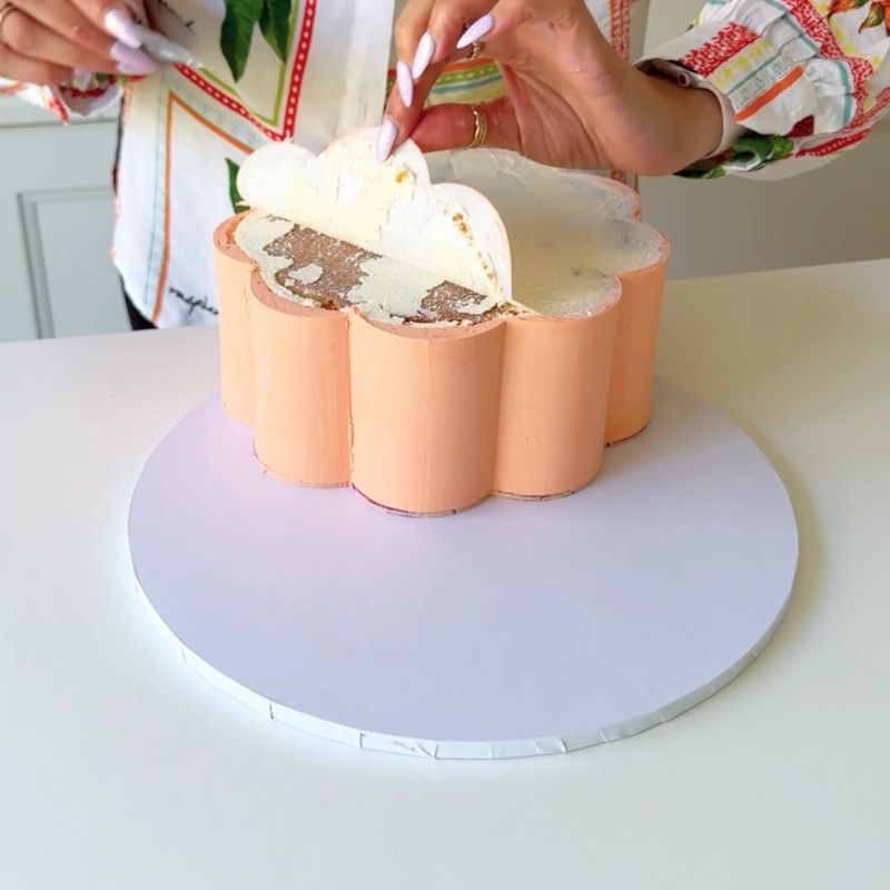 Flower Scallop Ganache Plates - Set of 2 - Flower Shaped Cake Template