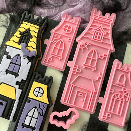 Puzzle Halloween House with Bat Cookie Cutter and Stamp