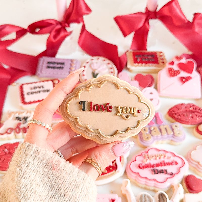 I Love You Valentine's Scallop Plaque 3D Cookie Stamp and Cutter - suitable for two tone effect