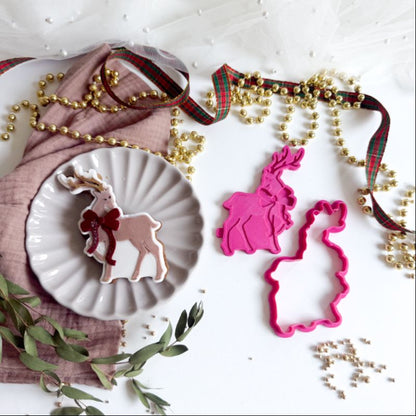 Majestic Reindeer with Bow Christmas 3D Cookie Stamp and Cutter