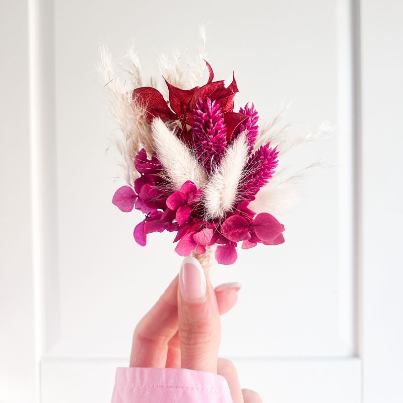 Mini Dried Flower Set for Cakes - Hot Pinks and White Foliage