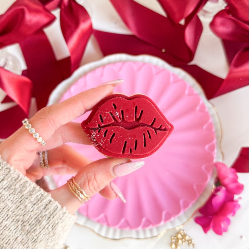 Sweet Kiss Lips 3D Cookie Stamp and Cutter - suitable for two tone effect