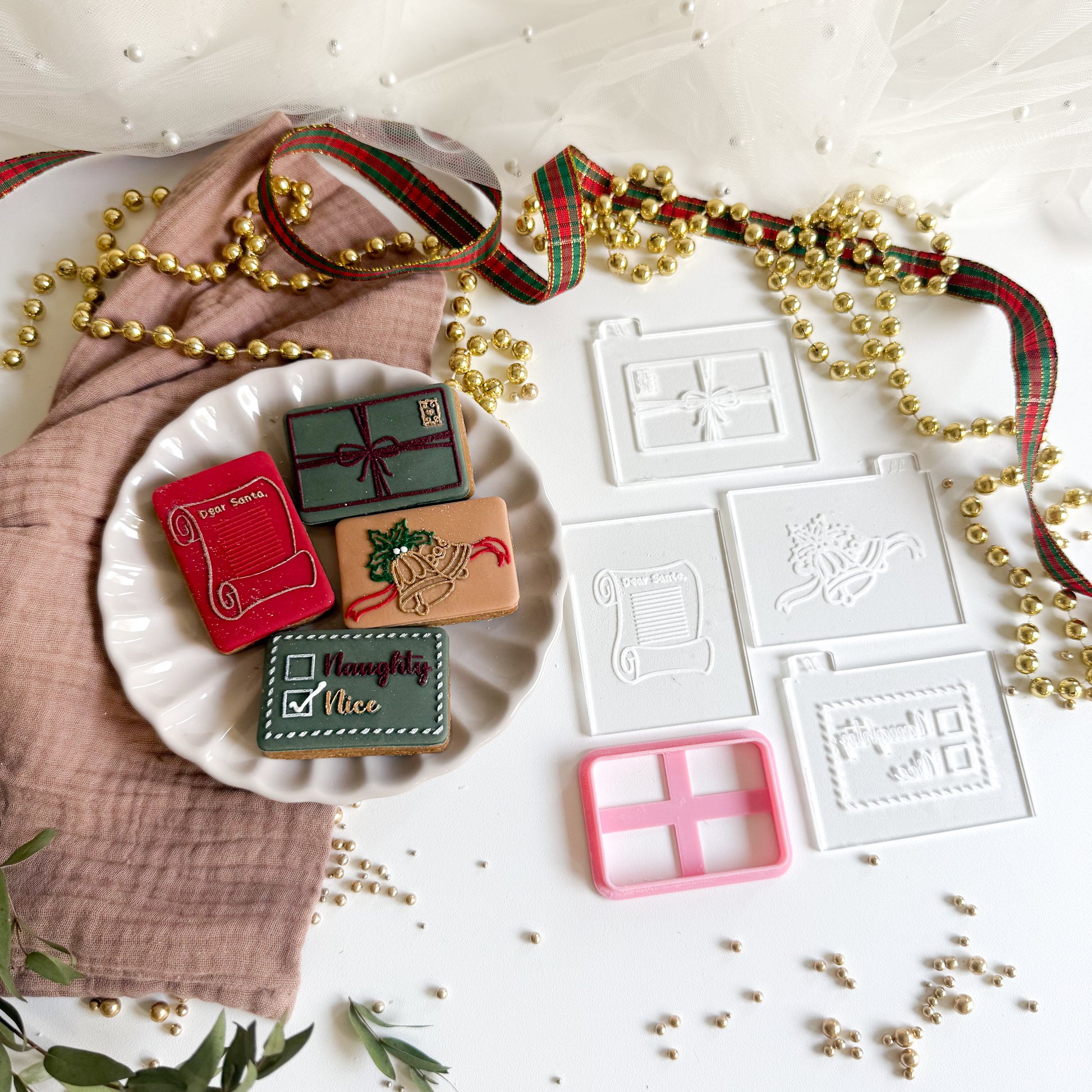 Santa Mail Rounded Christmas Letterbox Postbox Cookie Cutter and Stamp