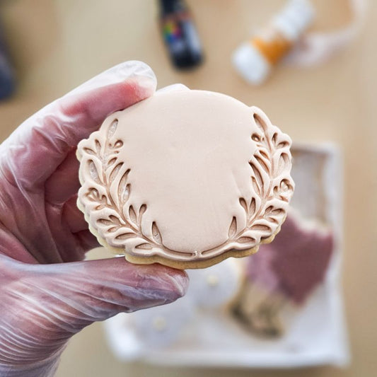 Leaf Border Floral Cookie Cutter and Stamp